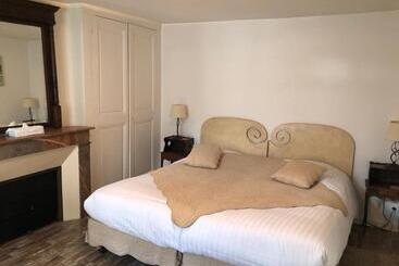 هتل Manoir Du Parc
