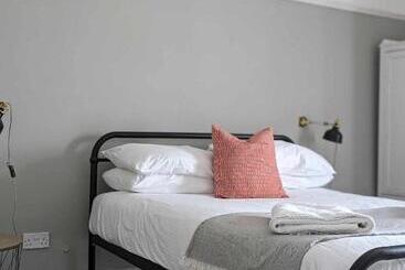 هتل The Mariners Guesthouse
