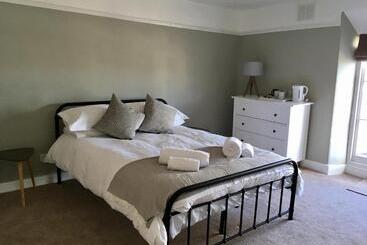 هتل The Mariners Guesthouse