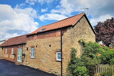هتل The Old Granary   Holiday Cottage