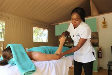 هتل Africamps At Mackers   Glamping