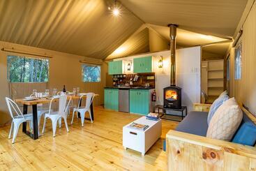هتل Africamps At Mackers   Glamping