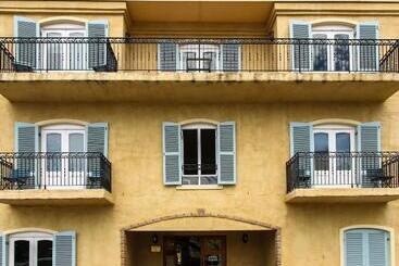 Auberge Burgundy Boutique Hotel & Spa