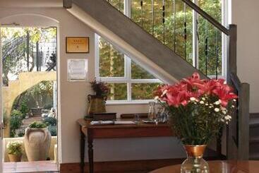 Auberge Burgundy Boutique Hotel & Spa