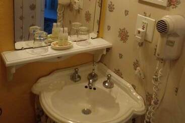 هتل Auberge La Châtelaine