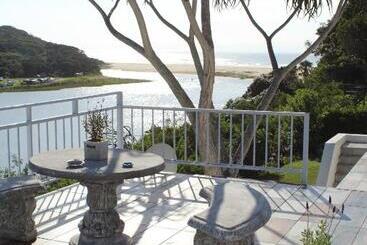 هتل Blue S Guest House