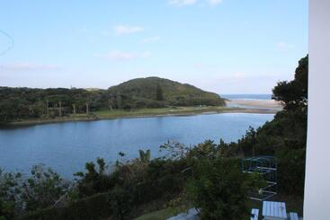 هتل Blue S Guest House