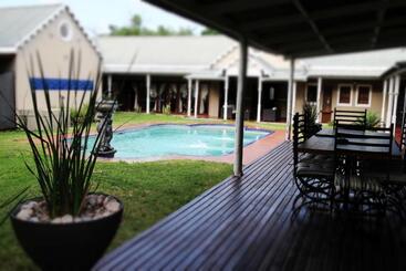 هتل Cu Guest House