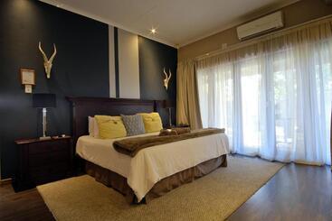 هتل Cu Guest House
