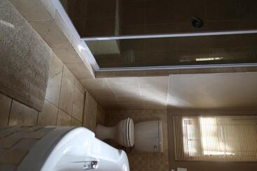 هتل Cu Guest House
