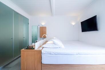 هتل Dreambox Mykonos Suites