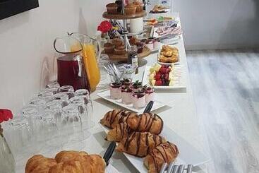 هتل Dunton Guest House