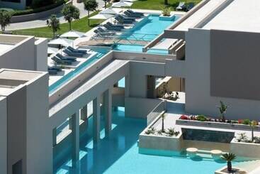 هتل Euphoria Resort  All Inclusive