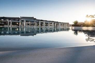 هتل Euphoria Resort  All Inclusive