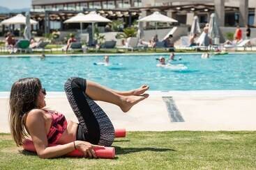 هتل Euphoria Resort  All Inclusive