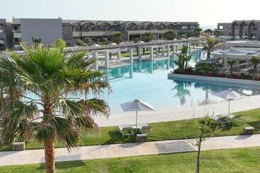 هتل Euphoria Resort  All Inclusive