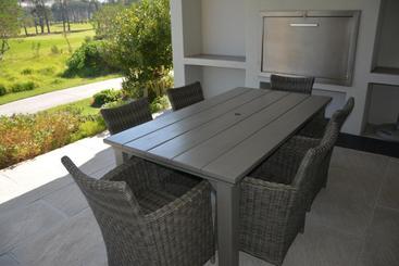 هتل Fernkloof Fairways Villa