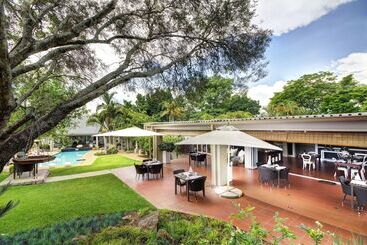 هتل Francolin Lodge