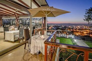 هتل Francolin Lodge