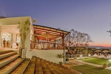 هتل Francolin Lodge