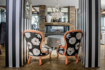 هتل Francolin Lodge