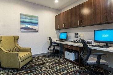 هتل Hampton Inn & Suites Allen Park