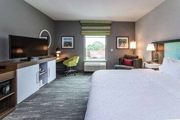 هتل Hampton Inn & Suites Allen Park
