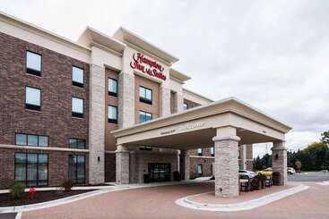 هتل Hampton Inn & Suites Allen Park