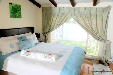 هتل Harmony Guest House