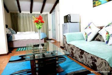 هتل Harmony Guest House