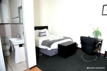 هتل Harmony Guest House