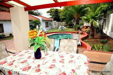 هتل Harmony Guest House