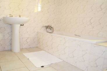 هتل Harmony Guest House