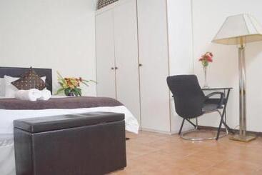هتل Harmony Guest House