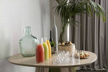 هتل Hilton Garden Inn Bordeaux Centre