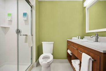 هتل Home2 Suites By Hilton Elko