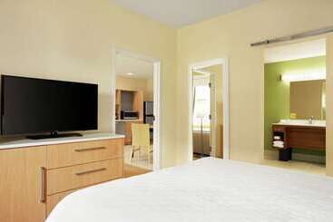 هتل Home2 Suites By Hilton Elko