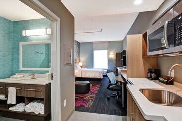 هتل Home2 Suites By Hilton Mckinney
