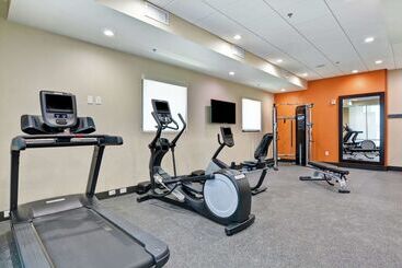 هتل Home2 Suites By Hilton Mckinney