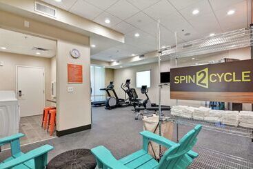 هتل Home2 Suites By Hilton Mckinney