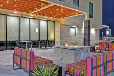 هتل Home2 Suites By Hilton Mckinney
