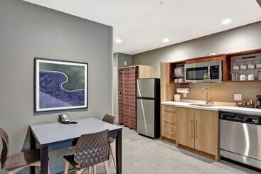هتل Home2 Suites By Hilton Mckinney