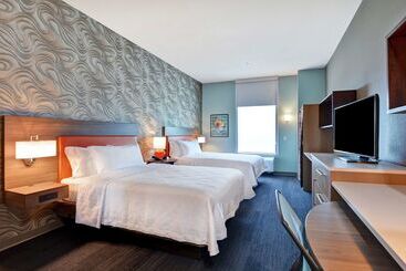 هتل Home2 Suites By Hilton Mckinney