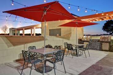 هتل Home2 Suites By Hilton Mckinney