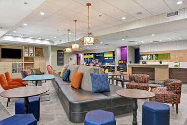 هتل Home2 Suites By Hilton Mckinney