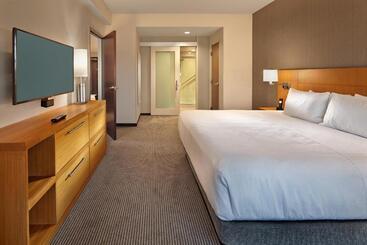 هتل Hyatt Place Warwick/providence Airport