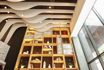 هتل Ibis Chengdu Meizhou Center