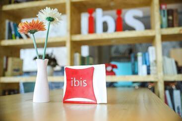 هتل Ibis Chengdu Meizhou Center