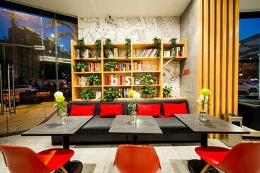 هتل Ibis Chengdu Meizhou Center