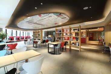هتل Ibis Chengdu Meizhou Center